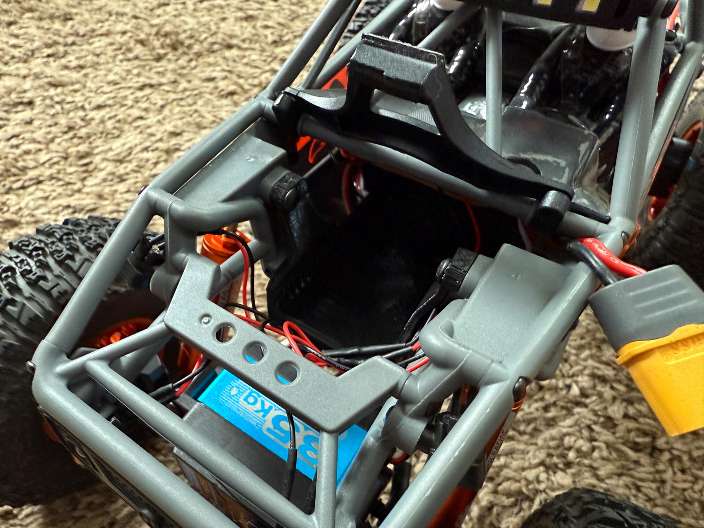 Axial Capra UTB 18 LCG Battery Tray