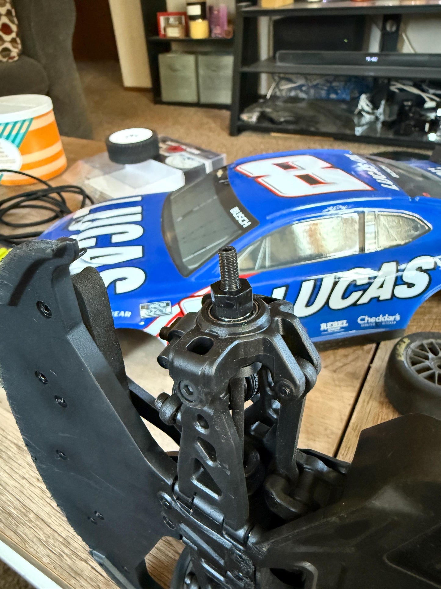 Losi NASCAR 8mm to 12mm adapter