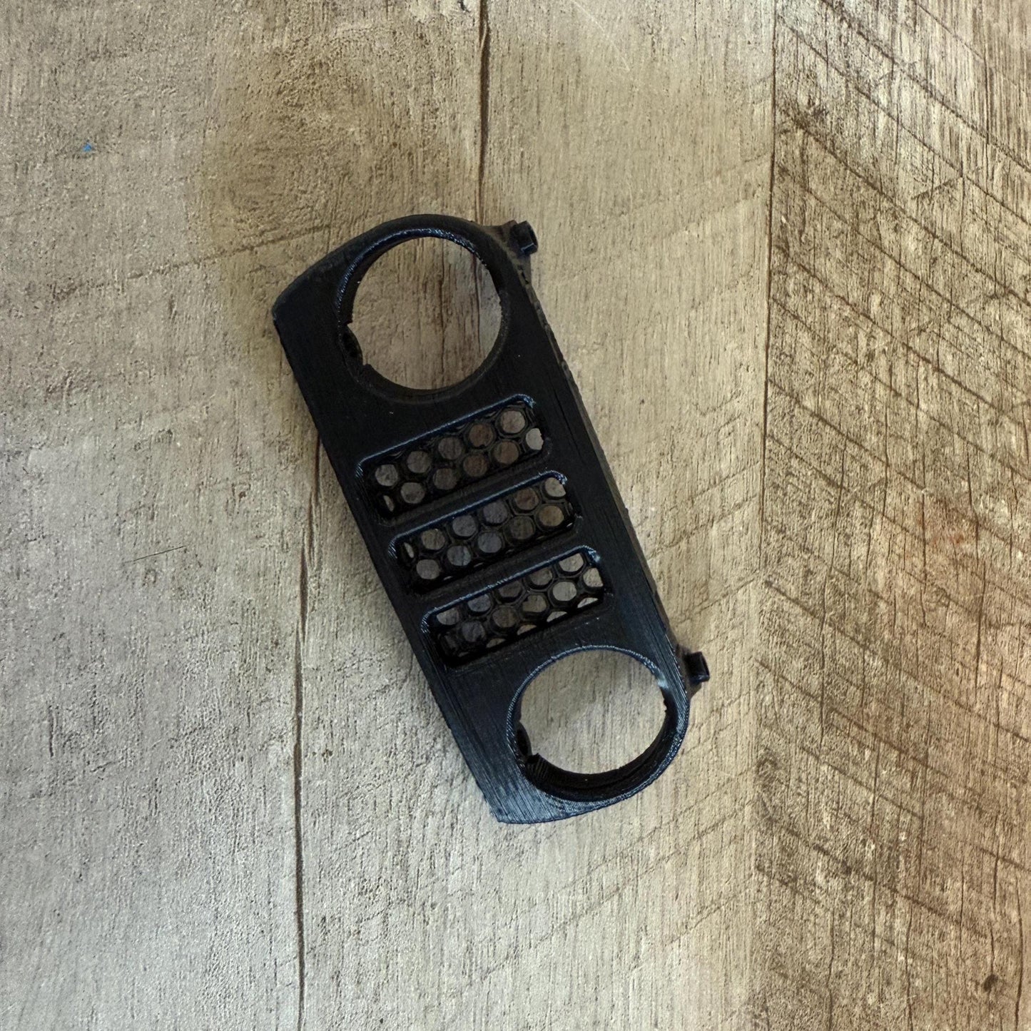 Vanquish H10 Optic Grill Jeep black