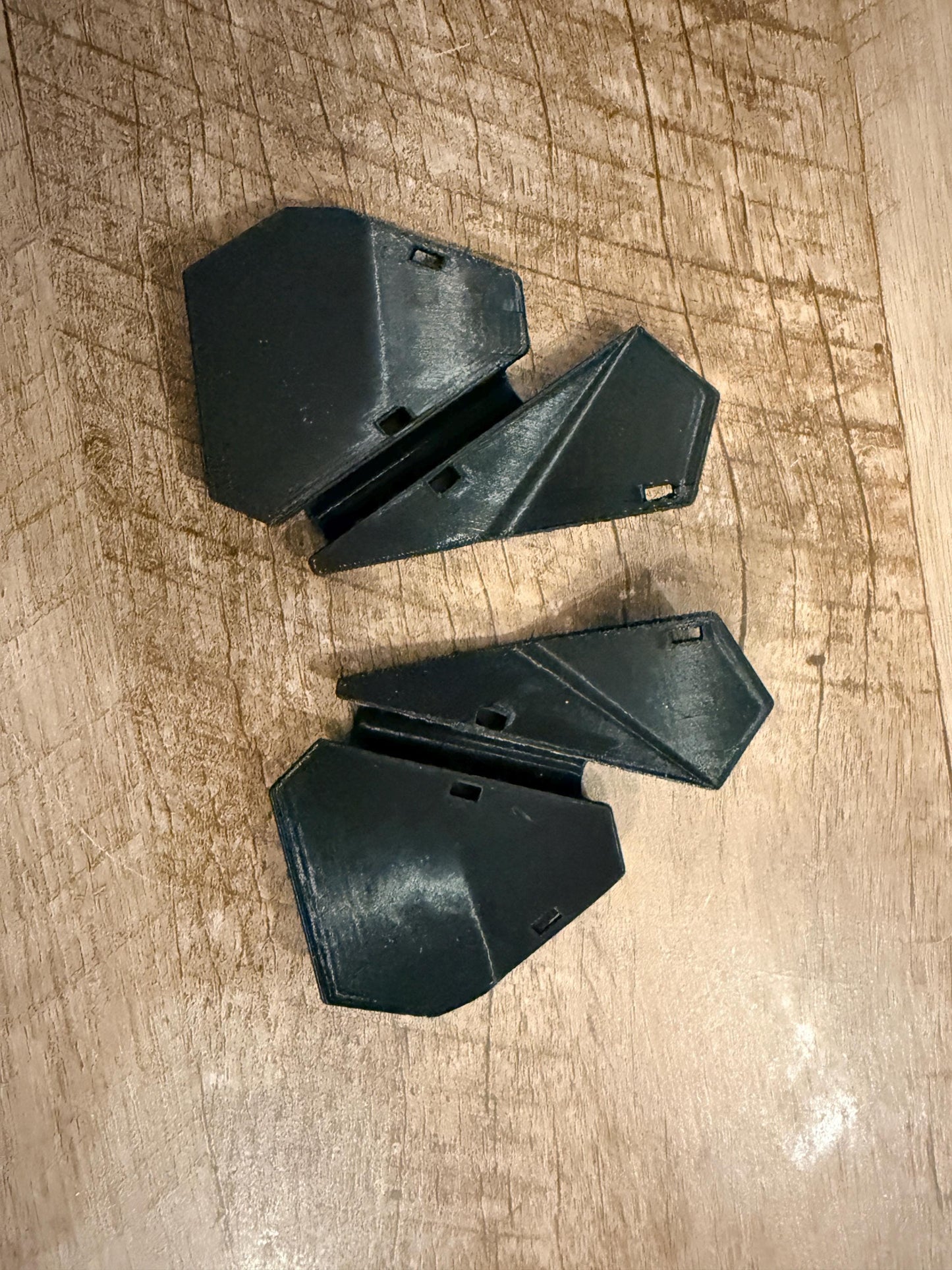 Vanquish H10 Optic Front Inner Fender black